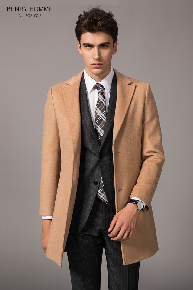 Áo măng tô nam màu kem