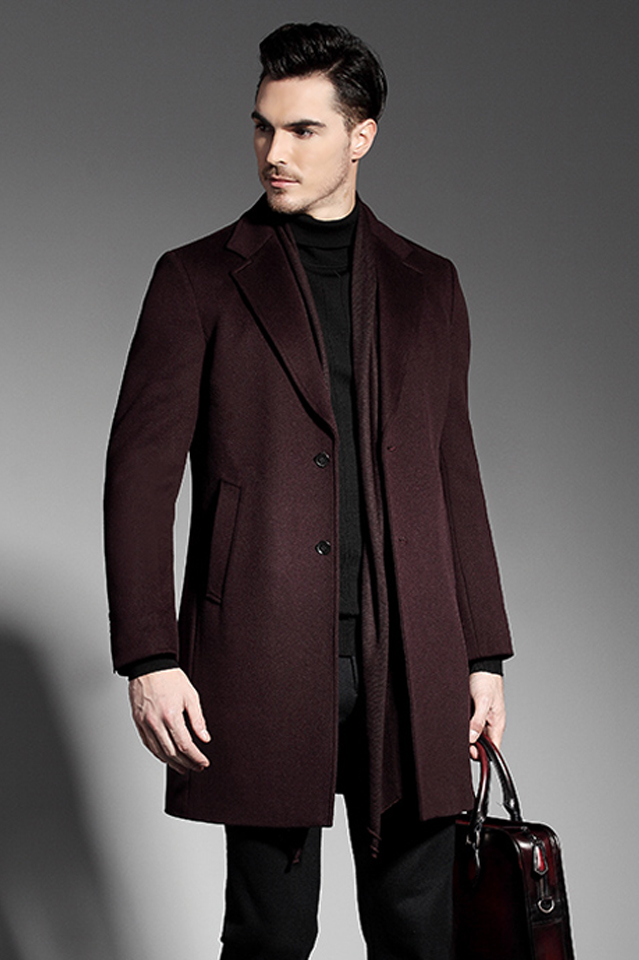 Áo măng tô màu nho chín